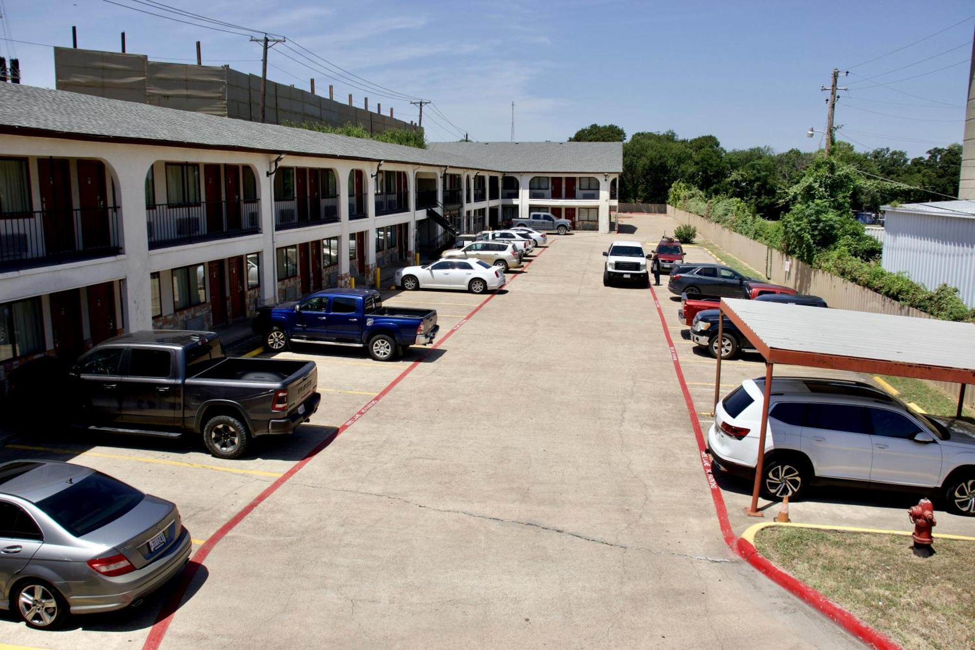 Executive Inn Of Arlington, Near At&T Stadium Εξωτερικό φωτογραφία