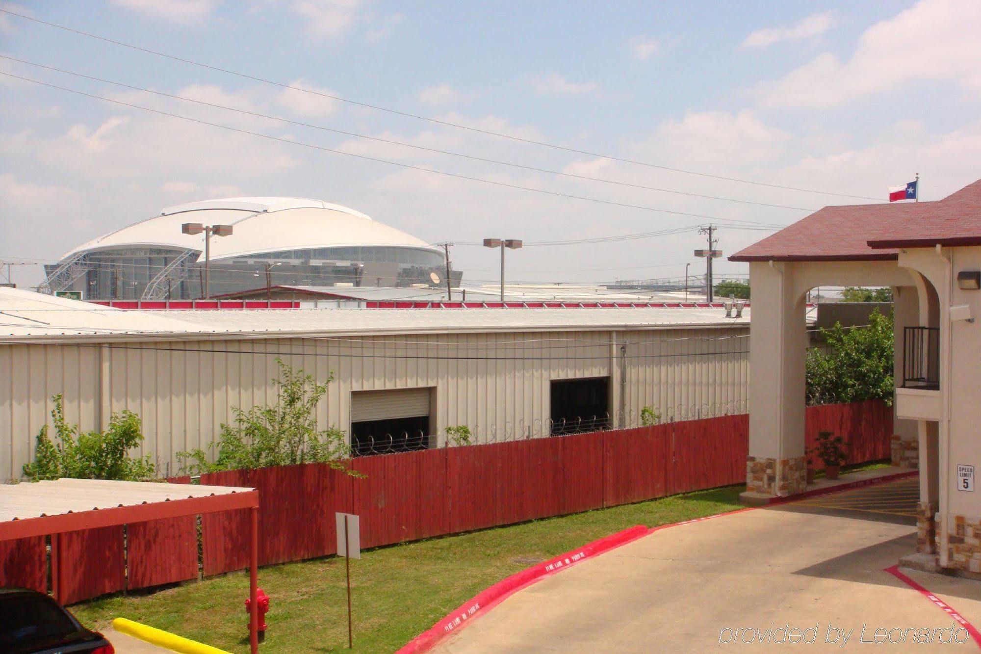 Executive Inn Of Arlington, Near At&T Stadium Εξωτερικό φωτογραφία